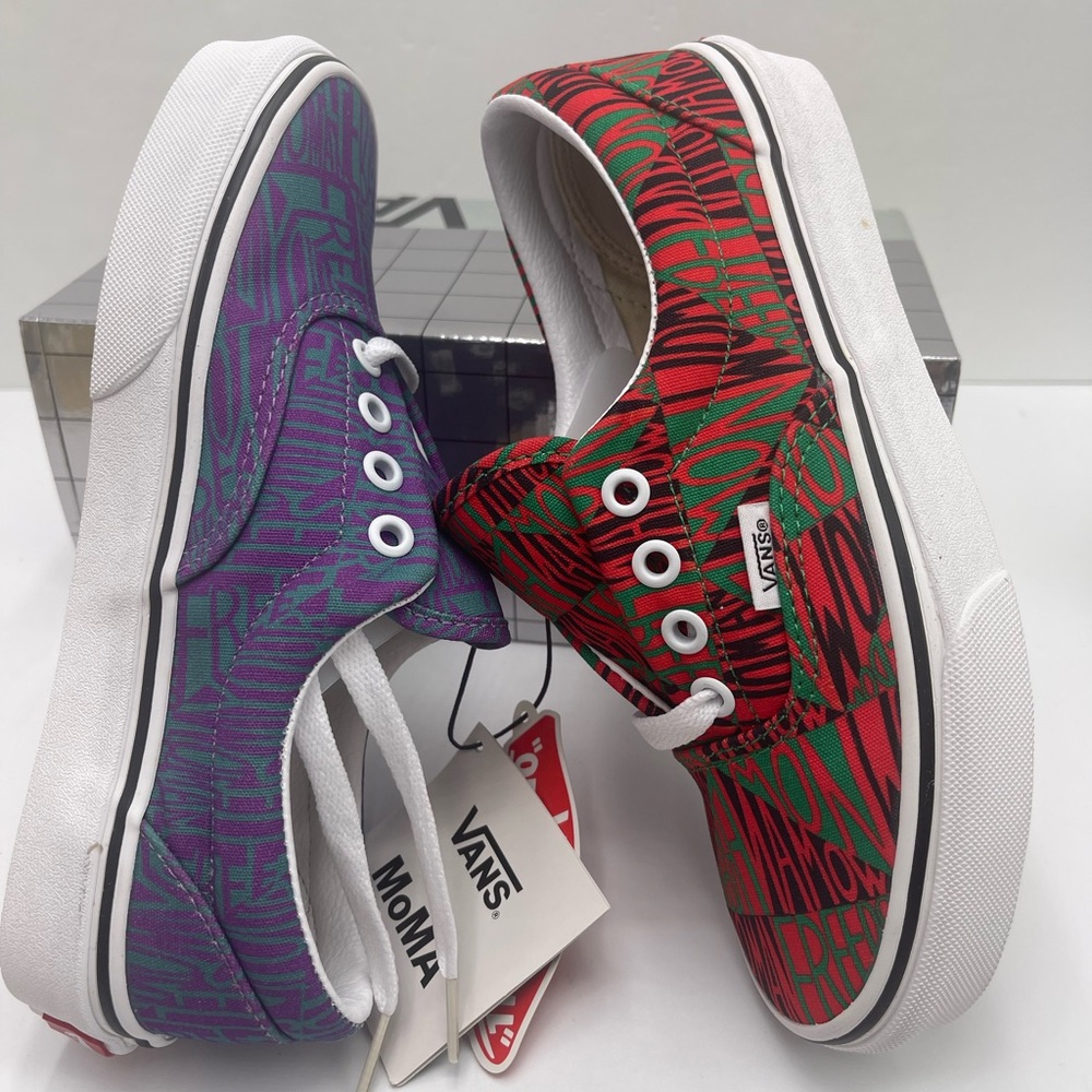 Vans WMNS Era (Moma) Faithringgold/Tr White Sneakers
VN0A4BV41UC Purple Graphic - Picture 10 of 16